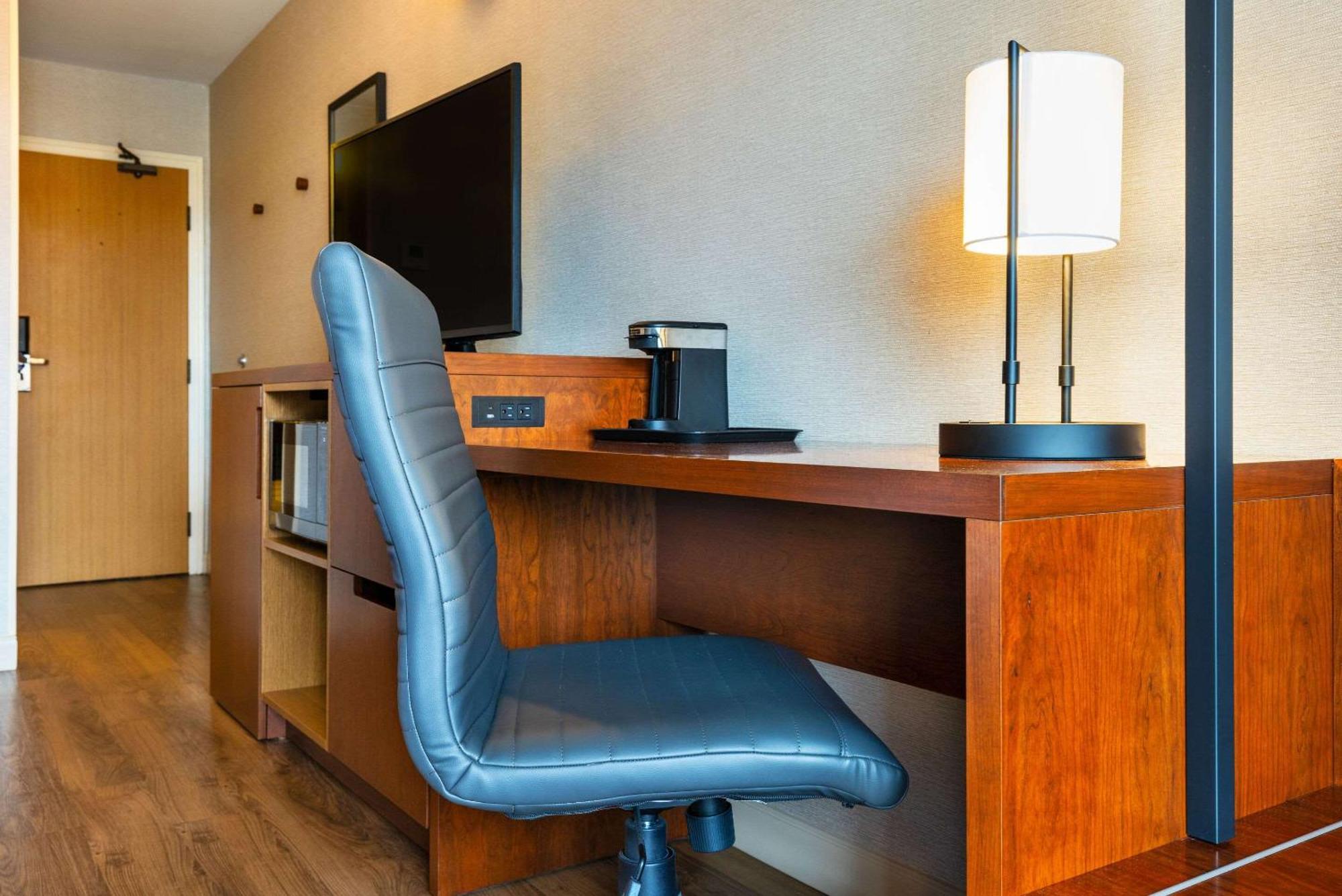 Comfort Inn Charlottetown Bagian luar foto